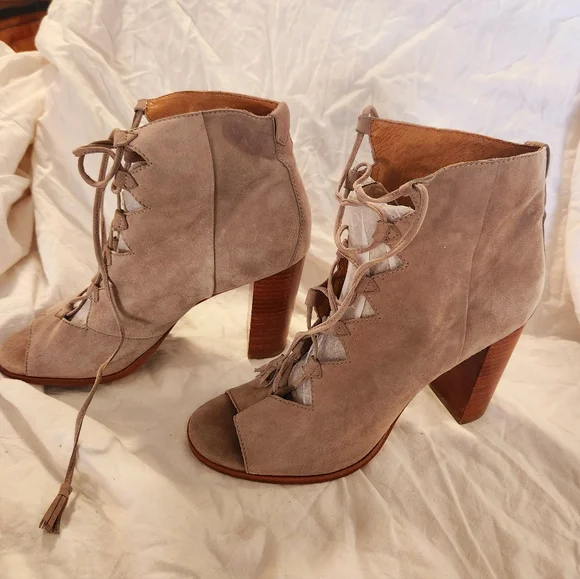 Frye Gabby ghillie lace up suede booties - Picture 5 of 8